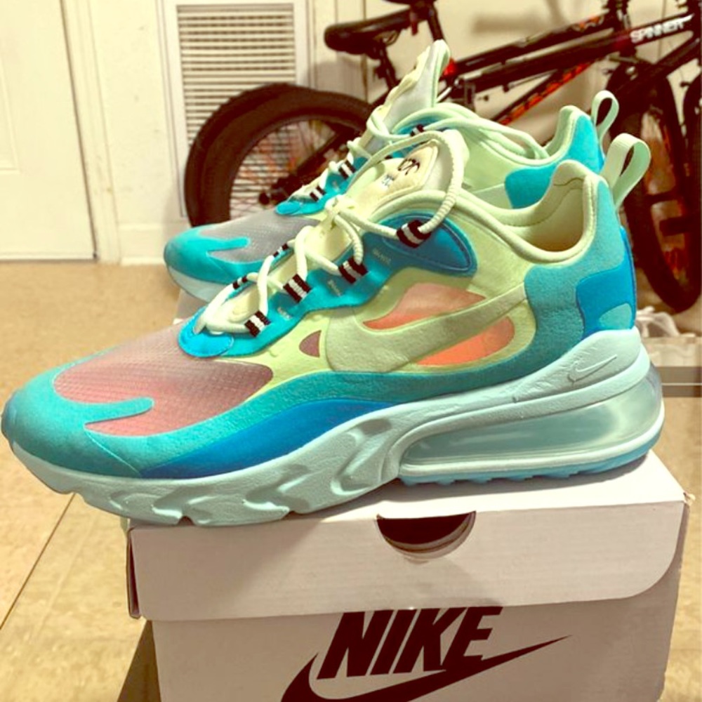 Nike AIR MAX Women's Multicolor Sneakers SIZE 8 FITS LIKE AN 8.5
